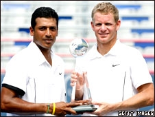 भूपति-नोल्स ने जीता रोजर्स कप