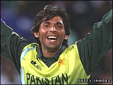 मोहम्मद आसिफ़ की टीम में वापसी