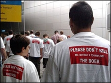 फीफा: स्‍टेडियम में जबरन घुसने की कोशिशों में कई घायल