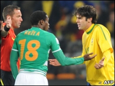 फीफा में मिल रही धमकी और बोनस