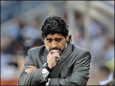 माराडोना कोच के पद से विदा