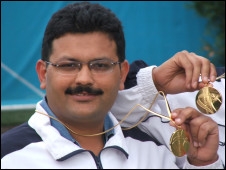 समरेश को द्रोणाचार्य की तलाश