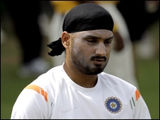 भारत नौ विकेट पर 436 रन