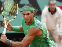  राफेल नाडाल ने लगातार चौथी बार फ्रेंच ओपन टैनिस टूर्नामेंट जीतकर ब्योर्न बोर्ग के रिकॉर्ड की बराबरी कर ली है