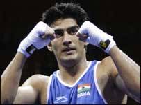 विजेंदर सिंह ने क्वार्टर फ़ाइनल जीतकर कांस्य पदक सुनिश्चित कर लिया