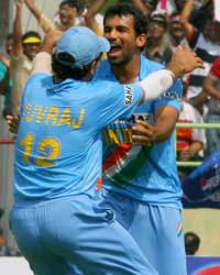 Zaheer Kahan with Yuvraj