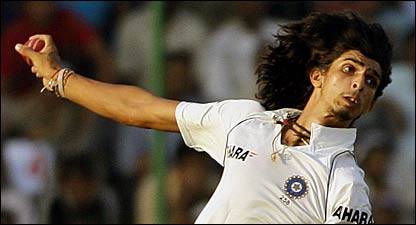 बेहतरीन बल्लेबाज़ी के बाद अब चुनौती है भारतीय गेंदबाज़ों के सामने