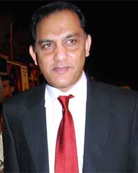 कांग्रेस से पारी खेल सकते हैं अजहर