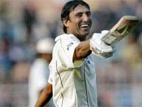 यूनुस खान ने ठोका तिहरा शतक