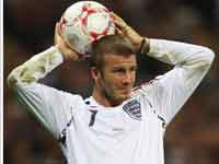 प्रशंसक से बात महंगी पड़ी बेकहम को