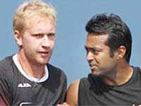 पेस-डुल्ही डबल्‍स के सेमीफाइनल में पहुंचे