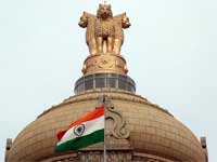 कलमाड़ी समेत सभी खेल प्रशासक मंत्रालय के निशाने पर