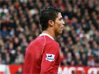 फीफा विश्व कप : मैदान में 'सुरक्षा' चाहते हैं रोनाल्डो