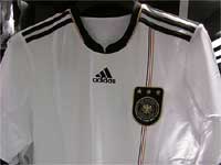 'जर्मन फुटबाल टीम में कई खिलाड़ी समलैंगिक'