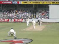 त्रिकोणीय श्रृंखला : न्यूजीलैंड से भिड़ने को तैयार टीम इंडिया