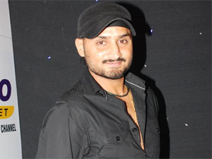 कप्‍तानी का लुत्‍फ उठा रहा हूं: हरभजन सिंह