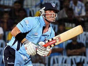 वार्नर के तूफान में बह गई धोनी की चेन्‍नई सुपरकिंग