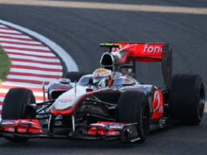 पोल पोजिशन पर वेटेल का कब्‍जा, क्‍वालीफाइंग रेस में सबसे आगे