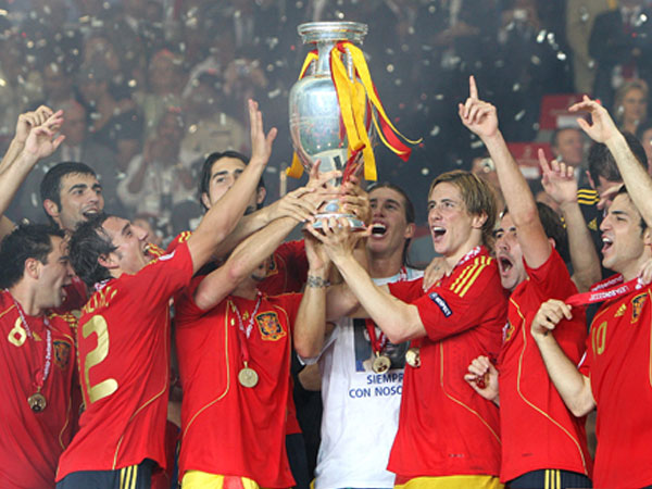 4 के चमत्कार से स्पेन बना यूरो 2012 का चैम्पियन