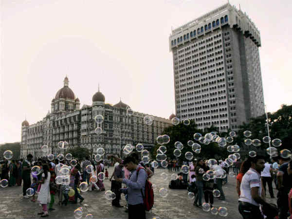 मुंबई में जश्‍न