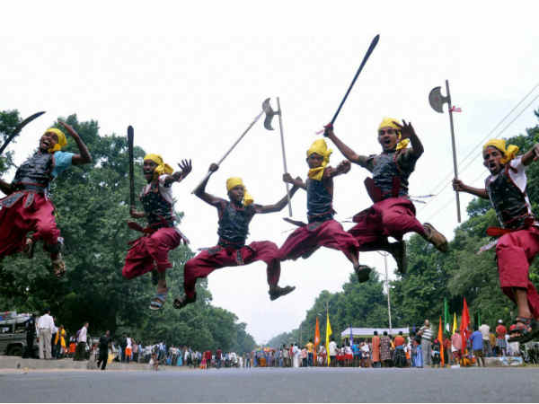 भुवनेश्‍वर में पैकस के करतब