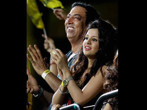 स्‍पॉट फिक्सिंग के तार धोनी की पत्‍नी साक्षी से भी जुड़े