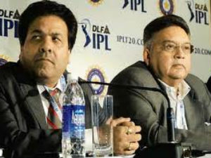 स्‍पॉट फिक्सिंग: श्रीनिवासन के बाद राजीव शुक्‍ला पर भी इस्‍तीफे का दबाव