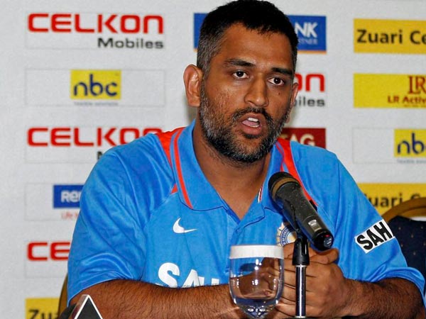 रति स्‍पोर्ट्स में भागीदारी पर कोई जवाब नहीं दिया धोनी ने