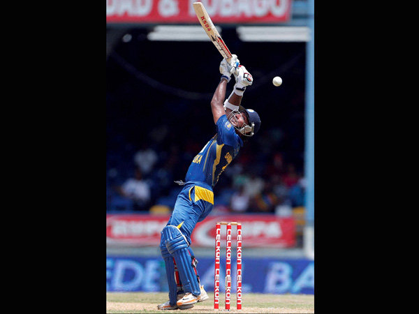 कुमार संगकारा ने 71 रन बनाये