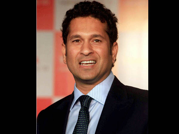 किन-किन प्रोजेक्टस से जुड़े हैं सचिन?