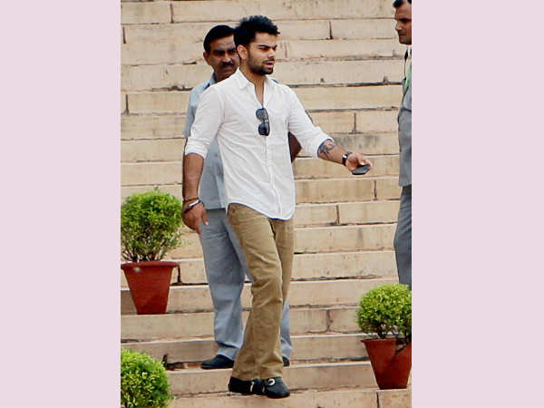 पहले स्‍थान पर