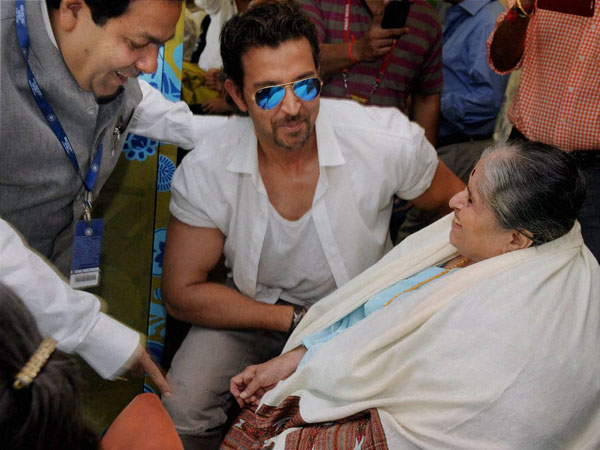 सचिन की मां