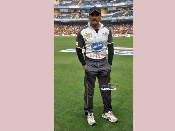 सुनील शेट्टी 