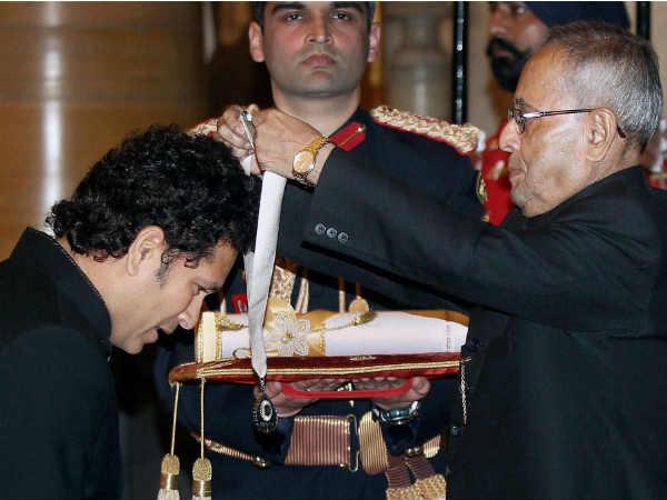 मुश्किल में सचिन तेंदुलकर, लौटाना पड़ सकता है भारत रत्न