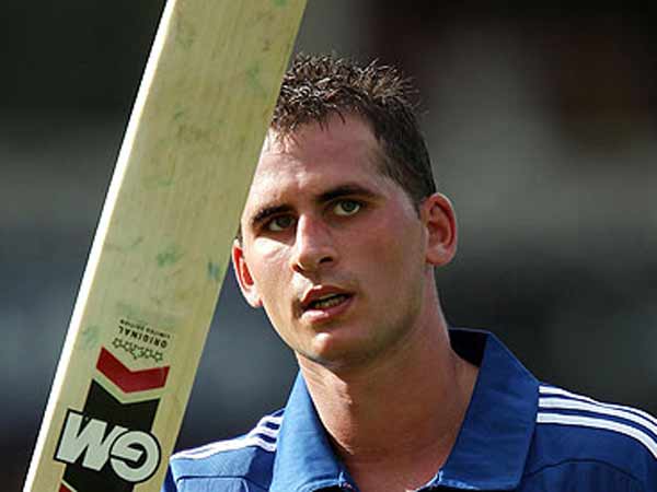 एलेक्‍स हेल्‍स