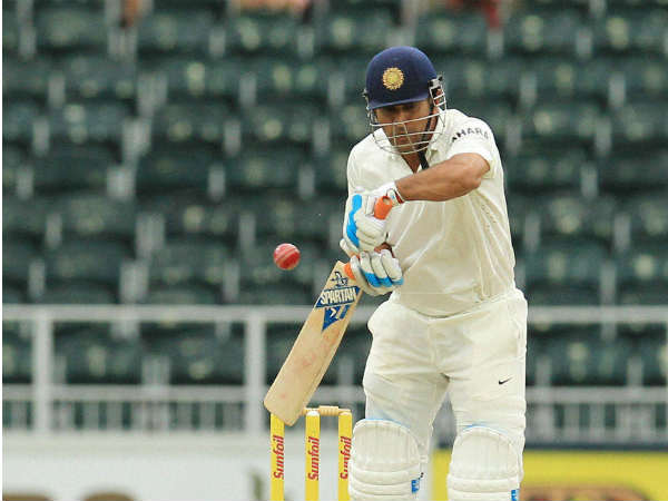 धोनी सिर्फ घर के शेर, उनकी कप्‍तानी छीन लो: अमरनाथ