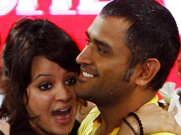 Sakshi, Mahendra Singh Dhoni expecting their first child in July: Reports