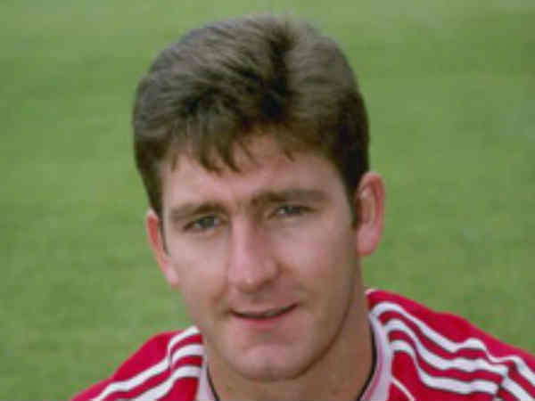 सबसे कम उम्र का खिलाड़ी 