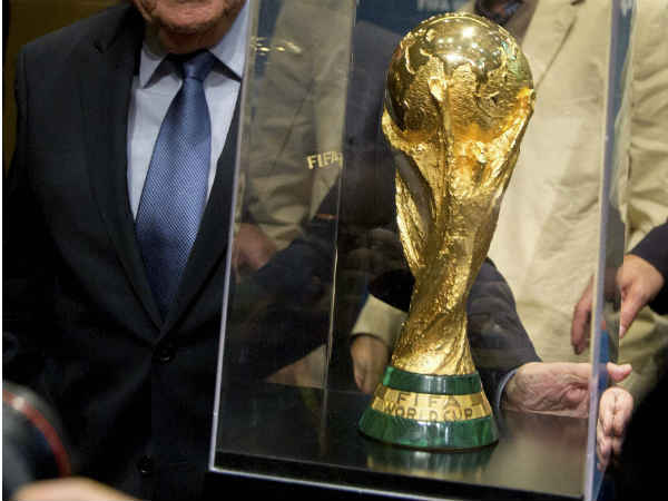 कुत्‍ते ने तलाशी वर्ल्‍ड कप ट्राफी 