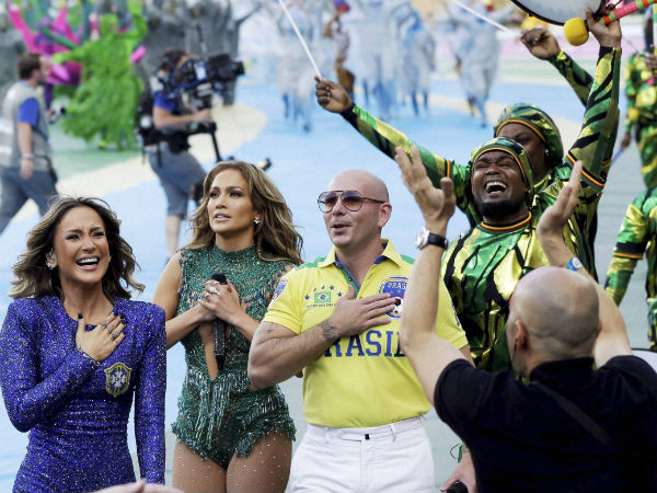 हॉलीवुड की कई नामचीन हस्तियां 