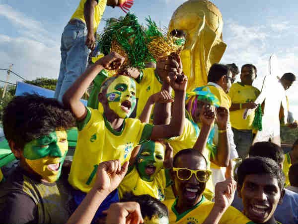 स्पेन दूसरी बार लगातार अपना ओपनिंग मैच हारी