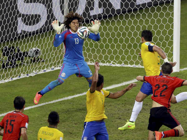 फीफा विश्व कप में मेक्सिको-ब्राजील के बीच मैच ड्रा