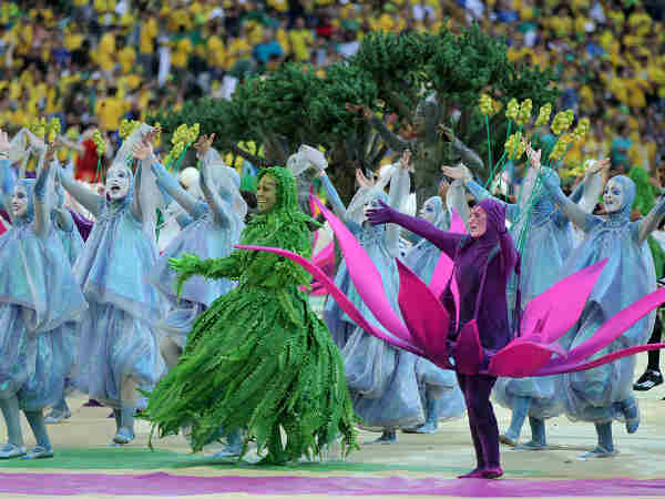 फीफा 2014 का उद्घाटन