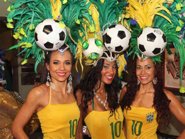 मैच के बाद डांस 