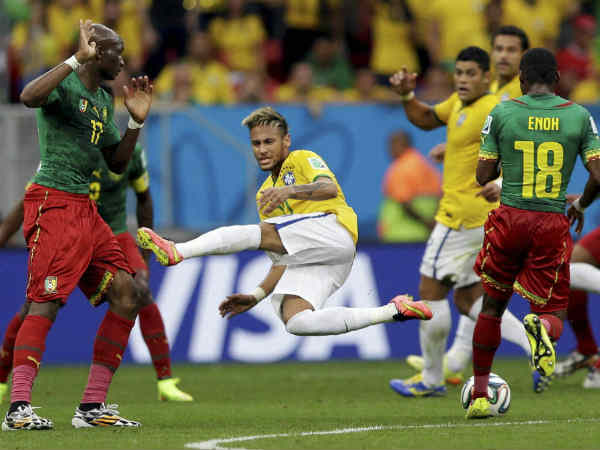 कैमरून पर 4-1 से जीत, जमकर हुआ ब्राजीलियन डांस, देखें पिक्स