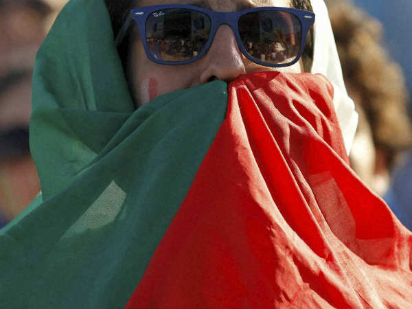 नाबालिग लड़कियों की होती है धड़ल्‍ले से तस्‍करी