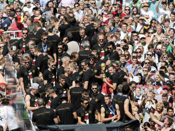 रोज नहीं आता यह मौका 