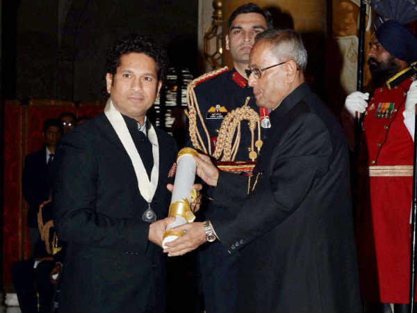 आखिरी क्षणों में ध्‍यानचंद की जगह सचिन तेंदुलकर को दिया गया भारत रत्‍न