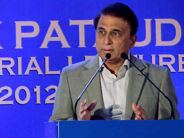 करारी हार के बाद सुनील गावस्‍कर ने लगाई धोनी एंड कंपनी को फटकार