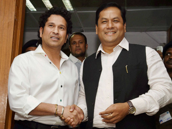 सरिता के लिए सोनोवाल से मिले तेंदुलकर, देशवासियों से भी लगाई मदद की गुहार